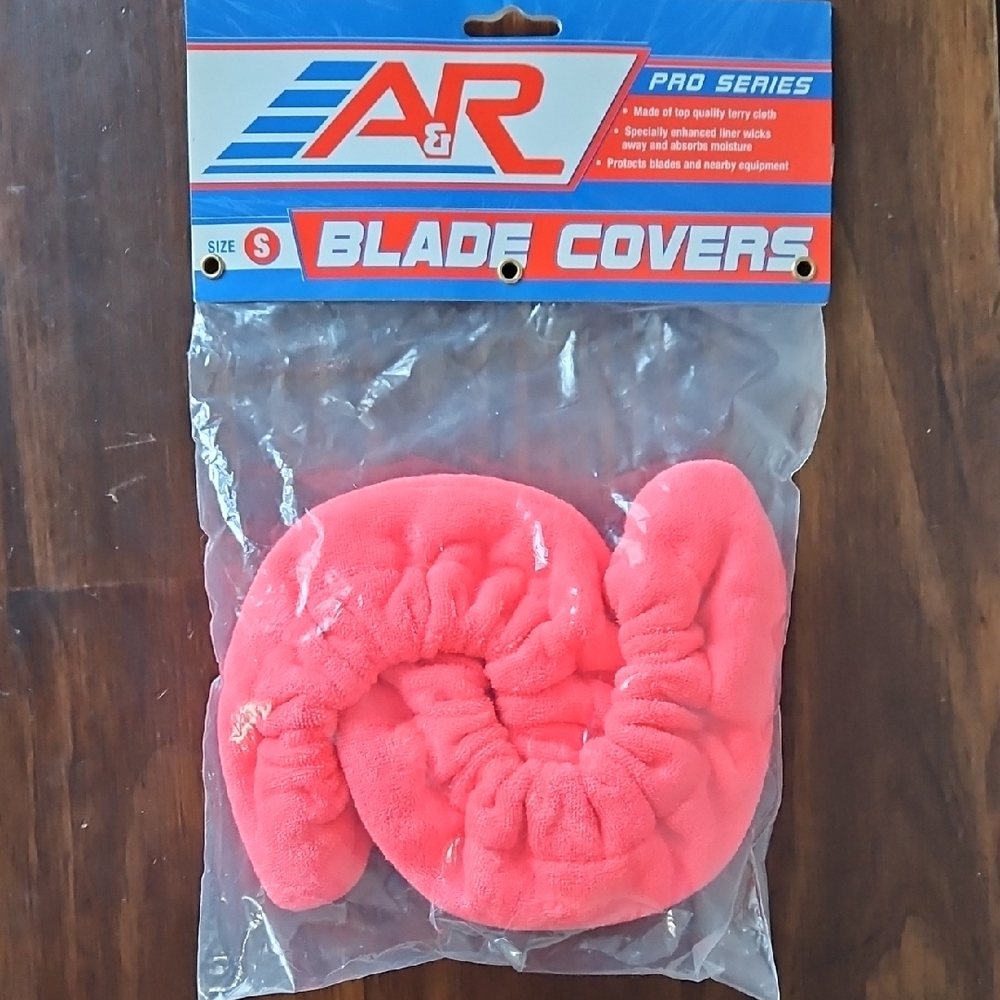 A&R Pro Series Pink Blade Covers